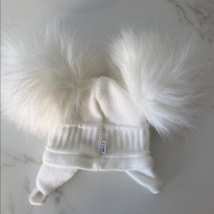 Stila Kids White Pom-Pom Hat